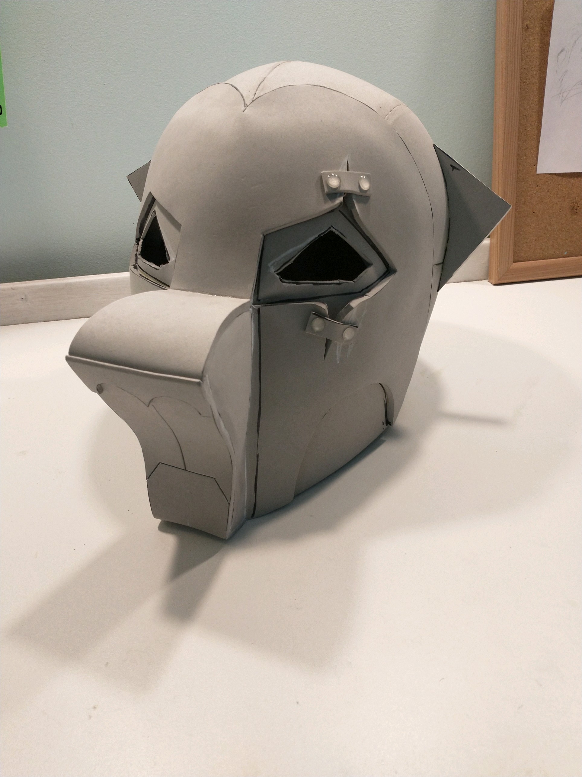 Helmet - muzzle completed and scar added.